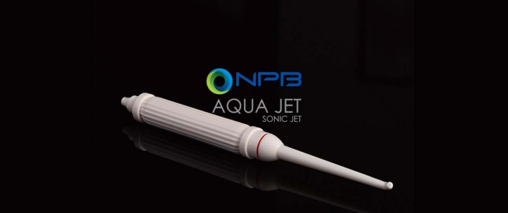 واترجت آکواجت وسیله ای با بازده بالا جهت تمیز کردن دندان و ایمپلنت